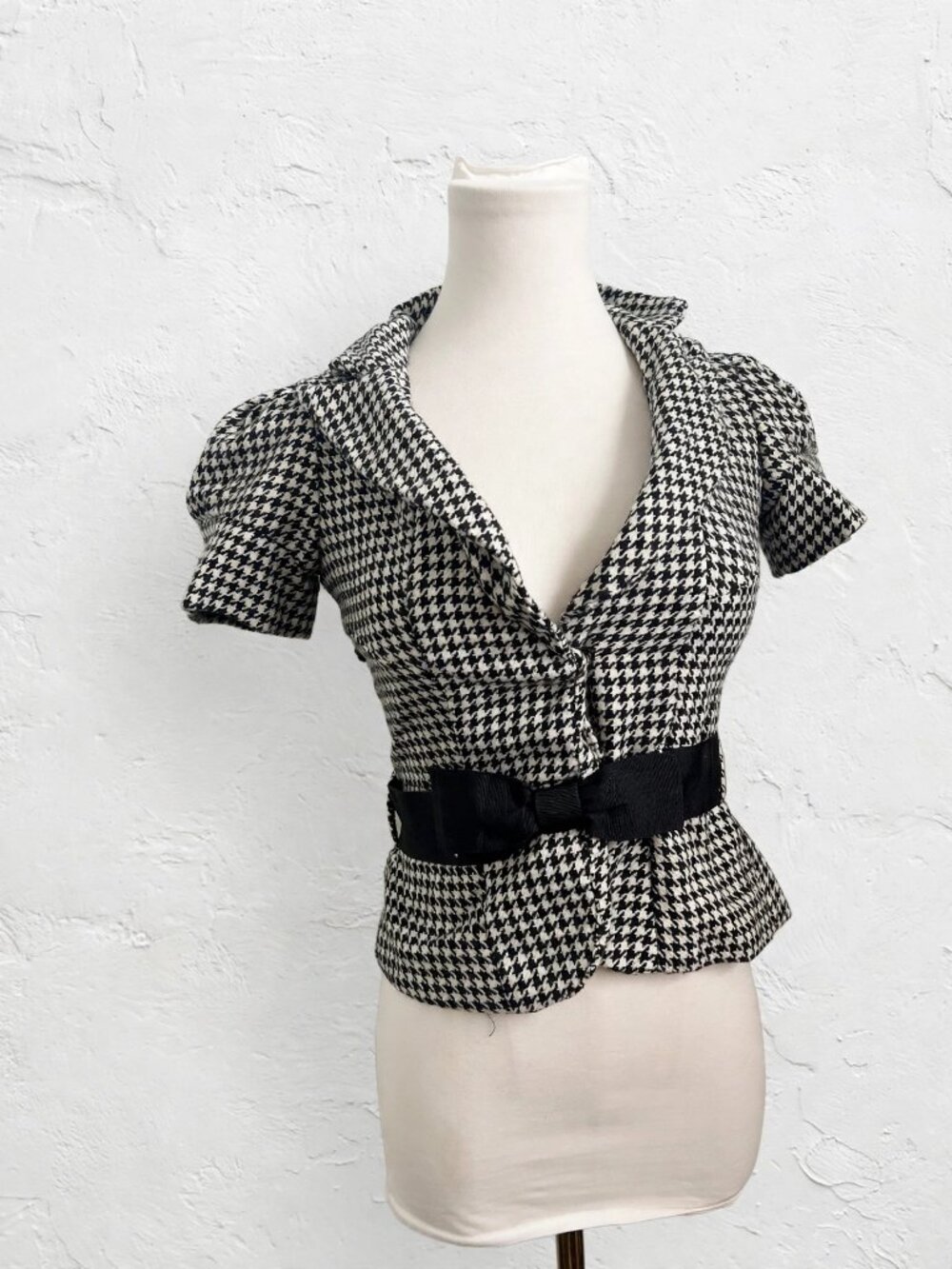 Urban Behavior Houndstooth Peplum Top XS Puff Sleeve Bow Belt Y2K